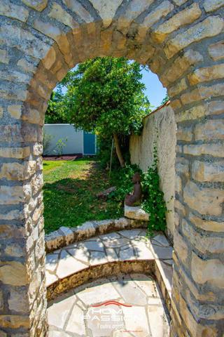 MESCHERS-SUR-GIRONDE  MAISON AVEC PISCINE, PROCHE PLAGE ET CENTRE-VILLE