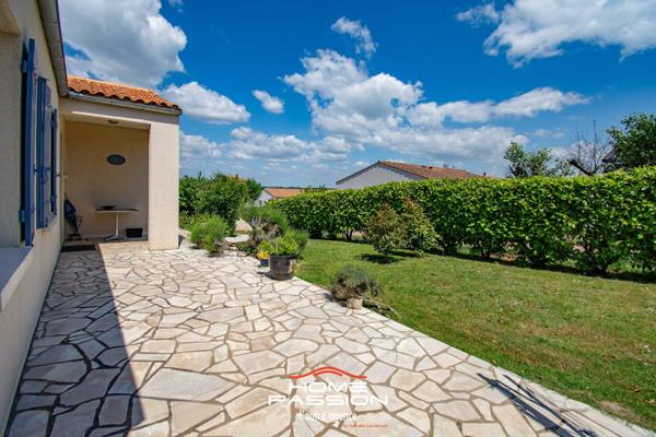 MESCHERS-SUR-GIRONDE  MAISON AVEC PISCINE, PROCHE PLAGE ET CENTRE-VILLE