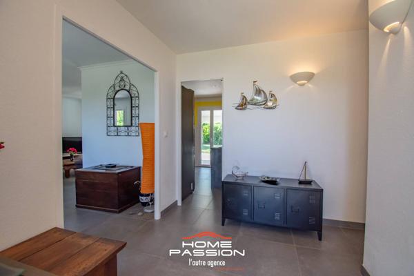 MESCHERS-SUR-GIRONDE  MAISON AVEC PISCINE, PROCHE PLAGE ET CENTRE-VILLE