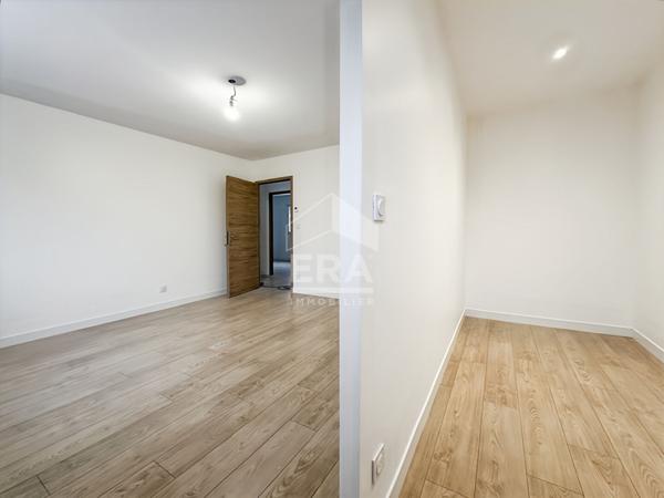 Vente Maison Plain pied  5 pièces 131 m2 à Bouleuse