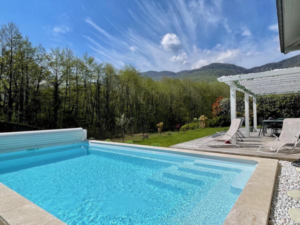 Divonne-les-Bains (01220) DIVONNE-LES-BAINS – SECTEUR PRISÉ – MAISON CONTEMPORAINE AVEC VUE PANORAMIQUE ET PISCINE