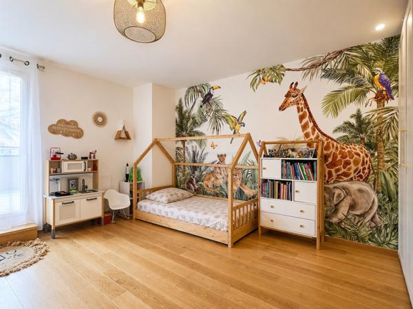 Divonne-les-Bains (01220) DIVONNE-LES-BAINS – SECTEUR PRISÉ – MAISON CONTEMPORAINE AVEC VUE PANORAMIQUE ET PISCINE