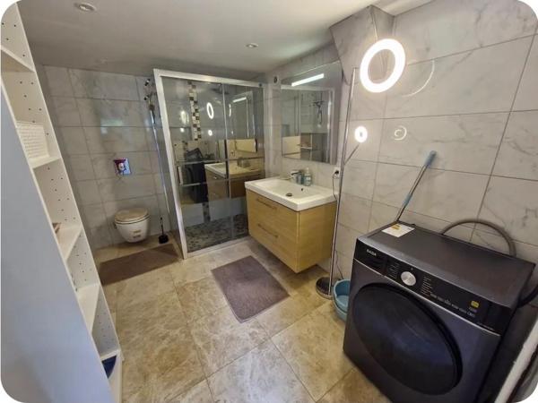 Rare sur Chambray-Les-Tours : maison familiale de 210 m² rénovée /2 studios indépendants