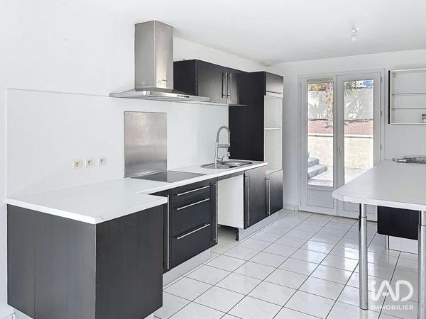 Maison à vendre 5 pièces 132 m² Beaumont Saint-Cyr