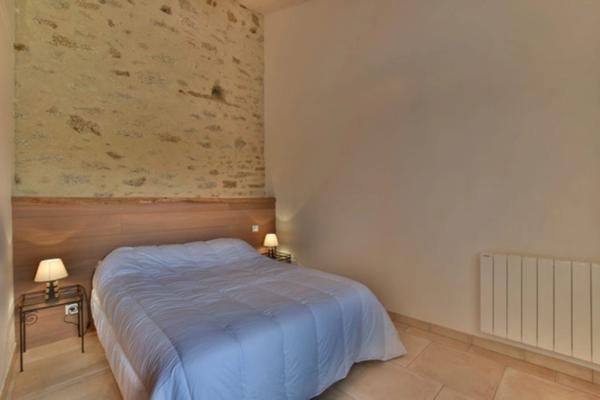 Dpt Maine et Loire (49), à vendre proche de CHOLET Salle de réception + Gites TERRAIN- 6739 M²