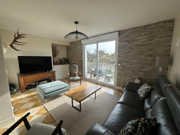 Pavillon quartier du Berry, 128 m², 4 pièces, sous-sol