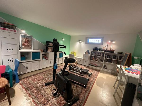 Pavillon quartier du Berry, 128 m², 4 pièces, sous-sol