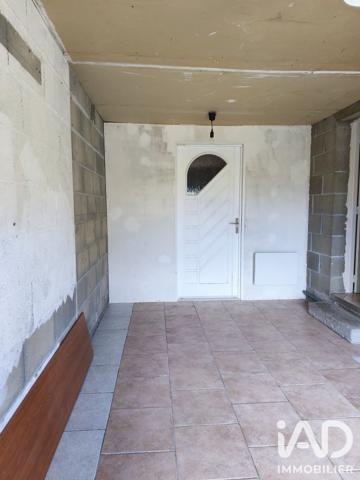 Maison à vendre 4 pièces 100 m² Roullet-Saint-Estèphe