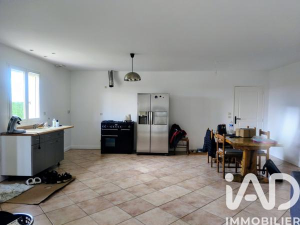 Maison à vendre 4 pièces 100 m² Roullet-Saint-Estèphe