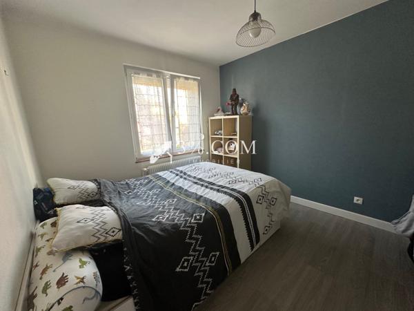 Maison 4 pièce(s) 3 chambre(s) 82 m²