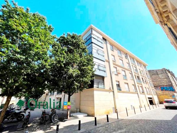 Parking · Location Bordeaux (33000)