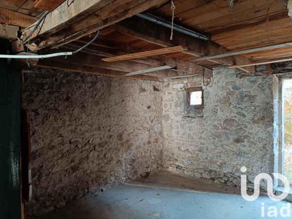 Maison à vendre 10 pièces 220 m² Saint-Martin-Valmeroux