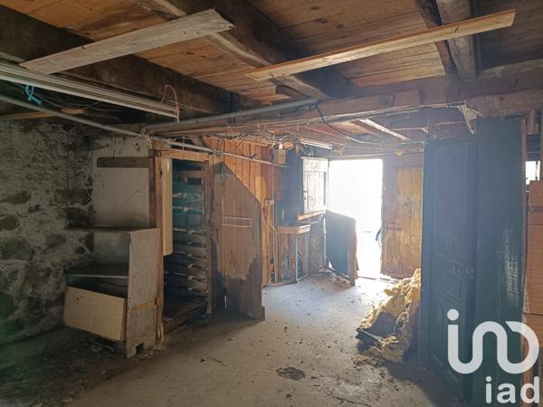 Maison à vendre 10 pièces 220 m² Saint-Martin-Valmeroux