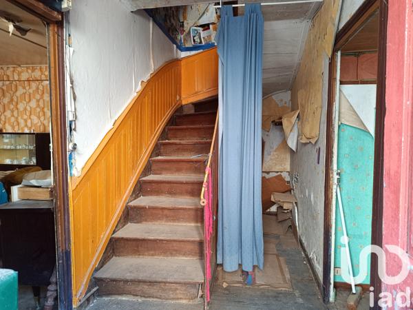 Maison à vendre 10 pièces 220 m² Saint-Martin-Valmeroux