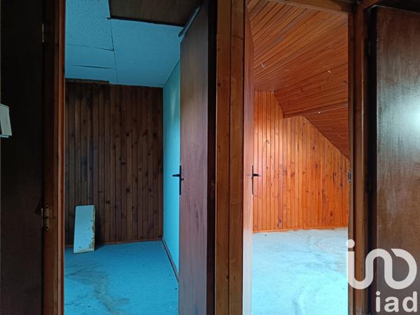 Maison à vendre 10 pièces 220 m² Saint-Martin-Valmeroux