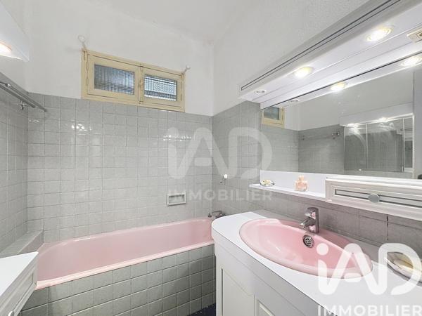 Maison à vendre 5 pièces 98 m² Saumane-de-Vaucluse