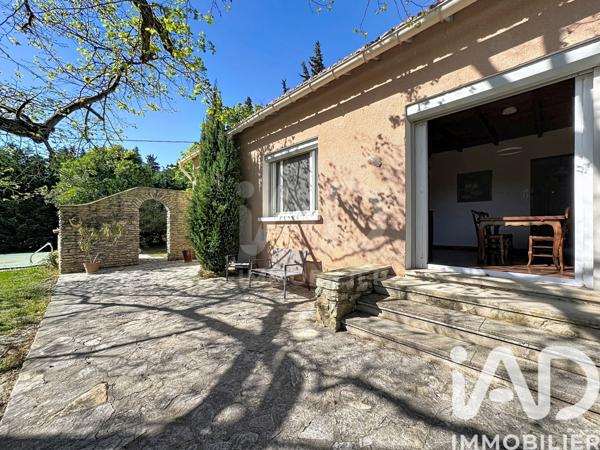 Maison à vendre 5 pièces 98 m² Saumane-de-Vaucluse