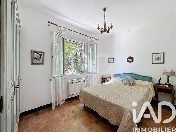 Maison à vendre 5 pièces 98 m² Saumane-de-Vaucluse