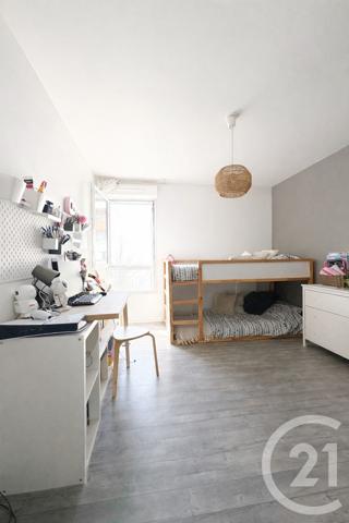Appartement F3 à vendre  3 pièces - 69 m2 STAINS - 93