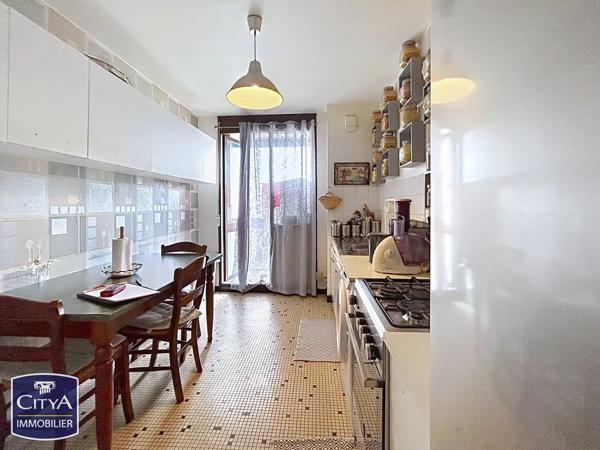 Appartement à vendre 3 pièces 61m² Saint-Genis-Laval (69230)