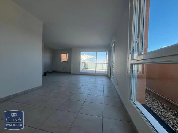 Appartement à louer 4 pièces 82.01m² Mionnay (01390)