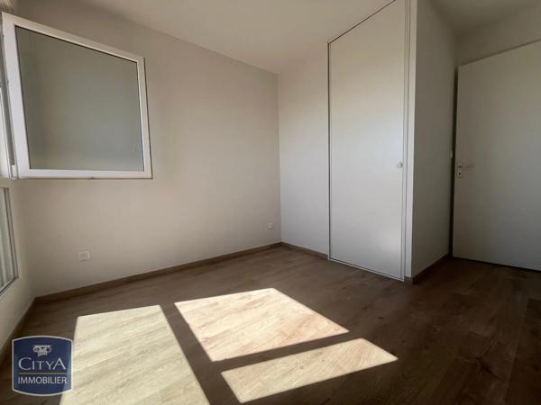 Appartement à louer 4 pièces 82.01m² Mionnay (01390)