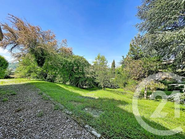 Maison à vendre  7 pièces - 209,50 m 2   BOURGOIN JALLIEU  - 38