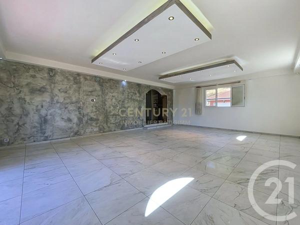 Maison à vendre  7 pièces - 209,50 m 2   BOURGOIN JALLIEU  - 38