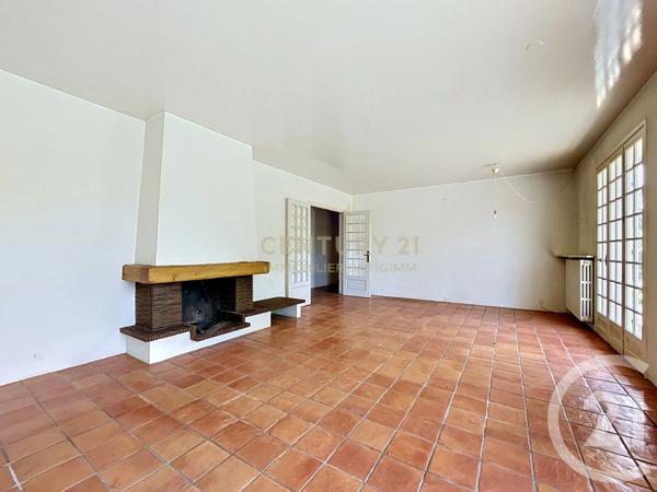 Maison à vendre  7 pièces - 209,50 m 2   BOURGOIN JALLIEU  - 38