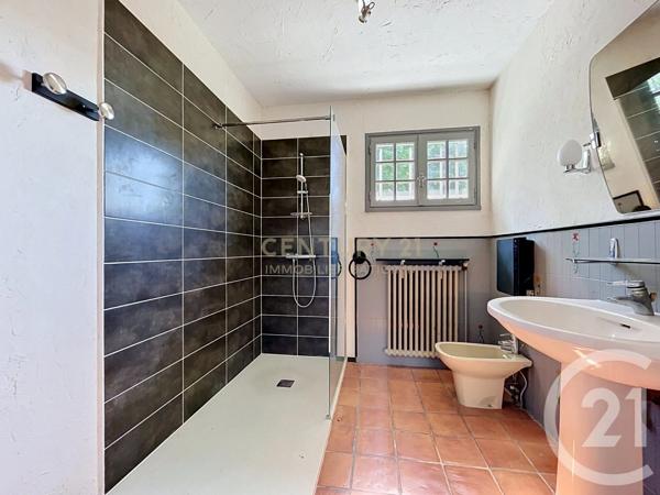 Maison à vendre  7 pièces - 209,50 m 2   BOURGOIN JALLIEU  - 38