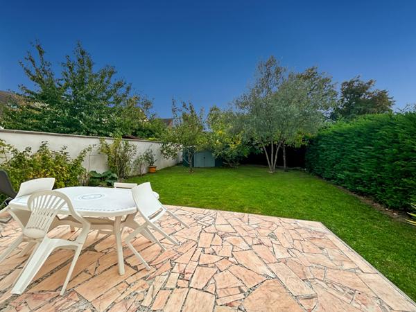 Maison individuelle à VAUREAL 5 chambres - 130m²