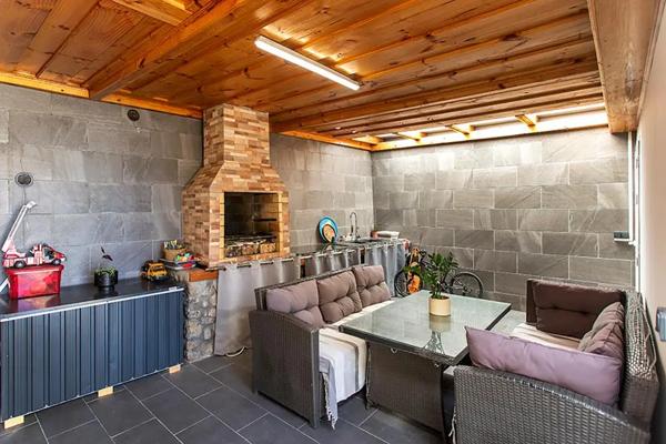 Maison à vendre 4 pièces 88m² Saint-Pierre (97432)