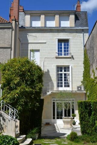 Maison 6 pièces à louer Châtellerault - 86100 / Réf: 544-2