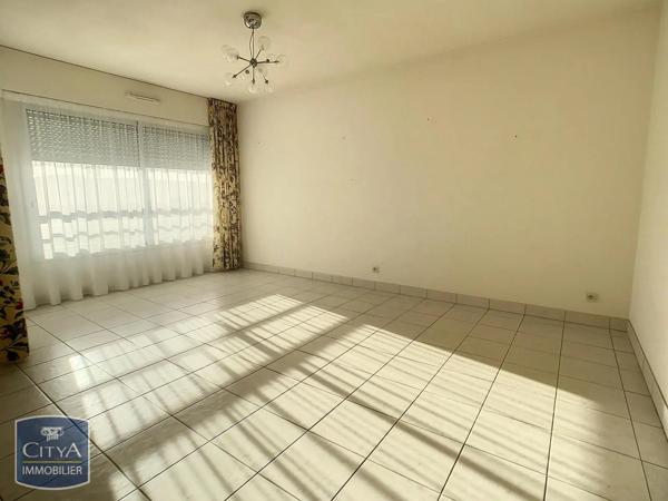 Appartement à louer 2 pièces 37.66m² Auray (56400)