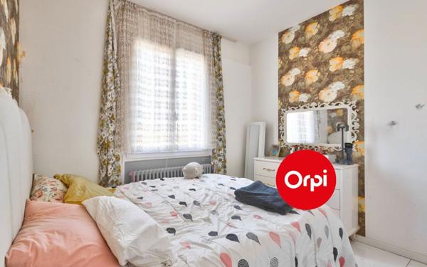 Maison à vendre    6 pièces •  Saint-Priest