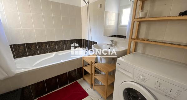 Location Appartement meublé 3 pièces 63 m² - Vannes 56000