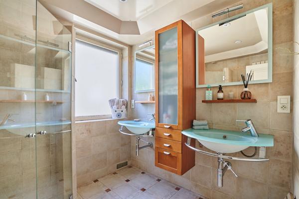 A vendre - Appartement familial traversant de 158.07 m2 avec balcons