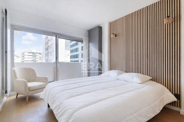 T4 CLICHY LIMITE LEVALLOIS BALCON PARKING