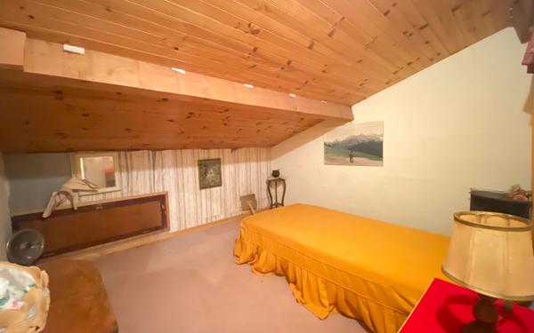 Maison à vendre    5 pièces •  Puylaroque