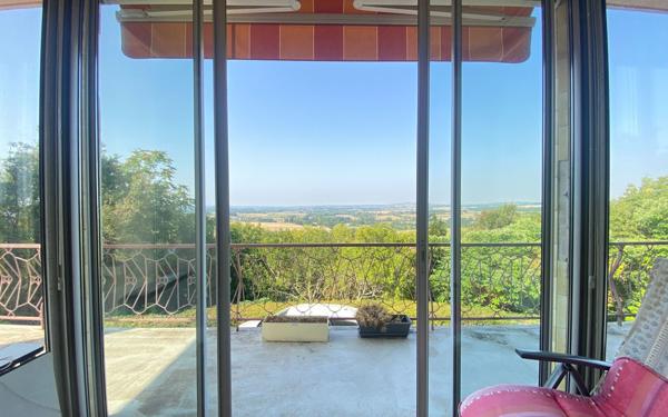 Maison à vendre    5 pièces •  Puylaroque