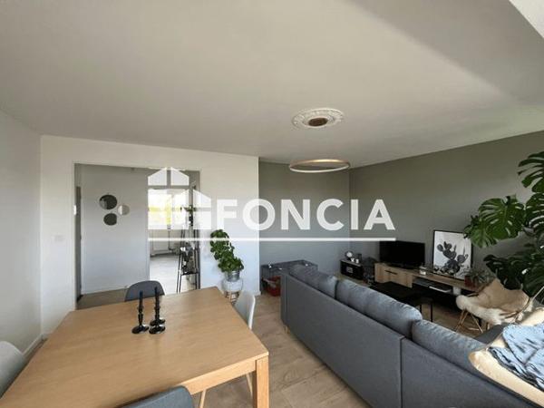 Location Appartement 3 pièces 63.78 m² - 7 ALLEE RUBENS Cholet 49300