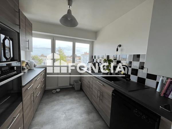 Location Appartement 3 pièces 63.78 m² - 7 ALLEE RUBENS Cholet 49300