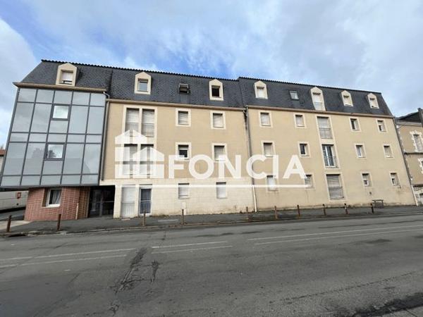 Location Appartement 2 pièces 39.21 m² - 40 BIS ROUTE DE GENCAY Poitiers 86000