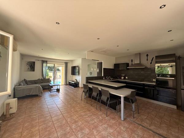 Maison 4 chambre avec piscine