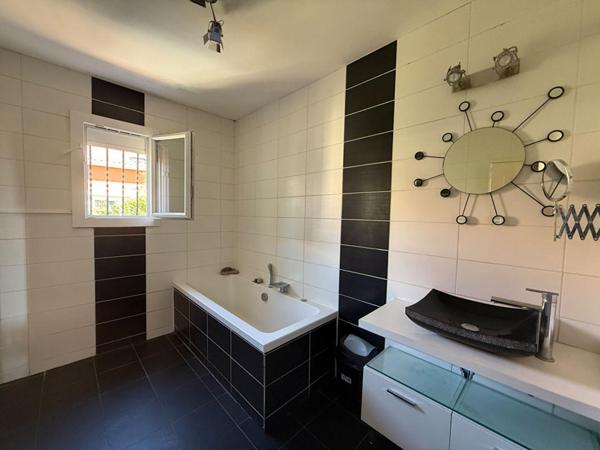 Maison 4 chambre avec piscine