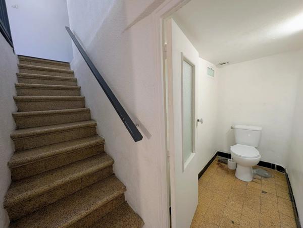 Vente                                                      Appartement
                        
                     5 pièces                      90 m2                     à Martigues