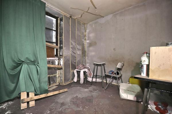 Vaste bâtisse de caractère début du XXème siècle Maisons Laffitte 10 pièce(s) 200 m2, cour intérieure, cave voutée !