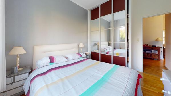 Appartement Mesnil-le-roi 5p 3ch 109 m2