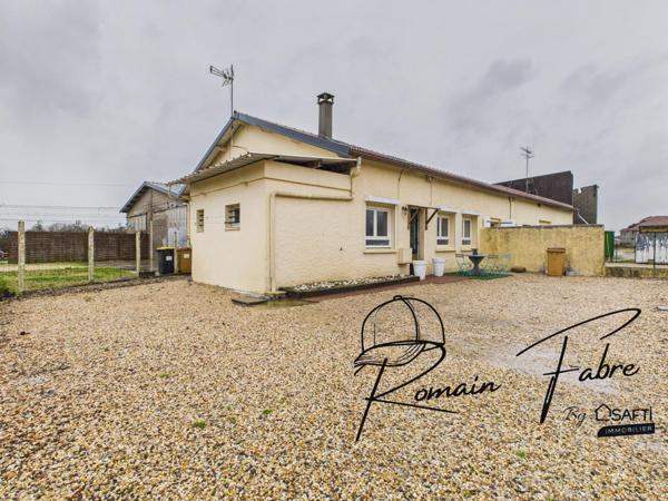 Hangar de 600m2 avec 3 logements indépendants entièrement rénovés