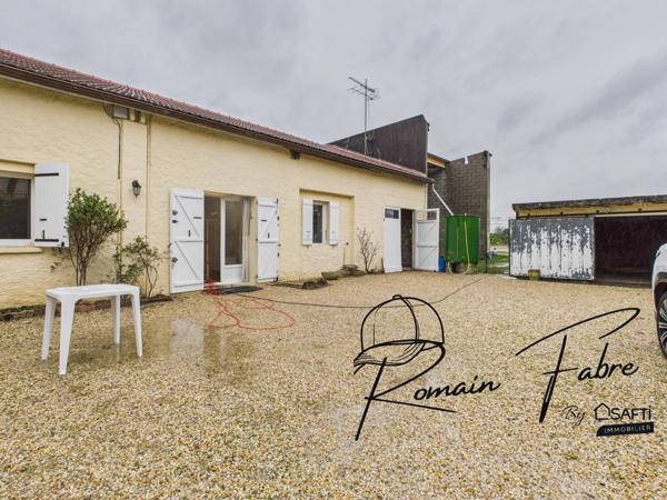 Hangar de 600m2 avec 3 logements indépendants entièrement rénovés